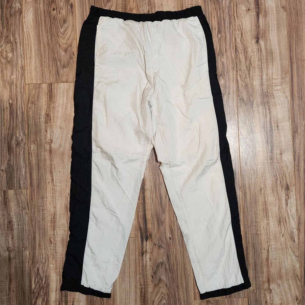 Vintage 90s White Black Streetwear Windbreaker Nylon Pants Large Zippered Ankles